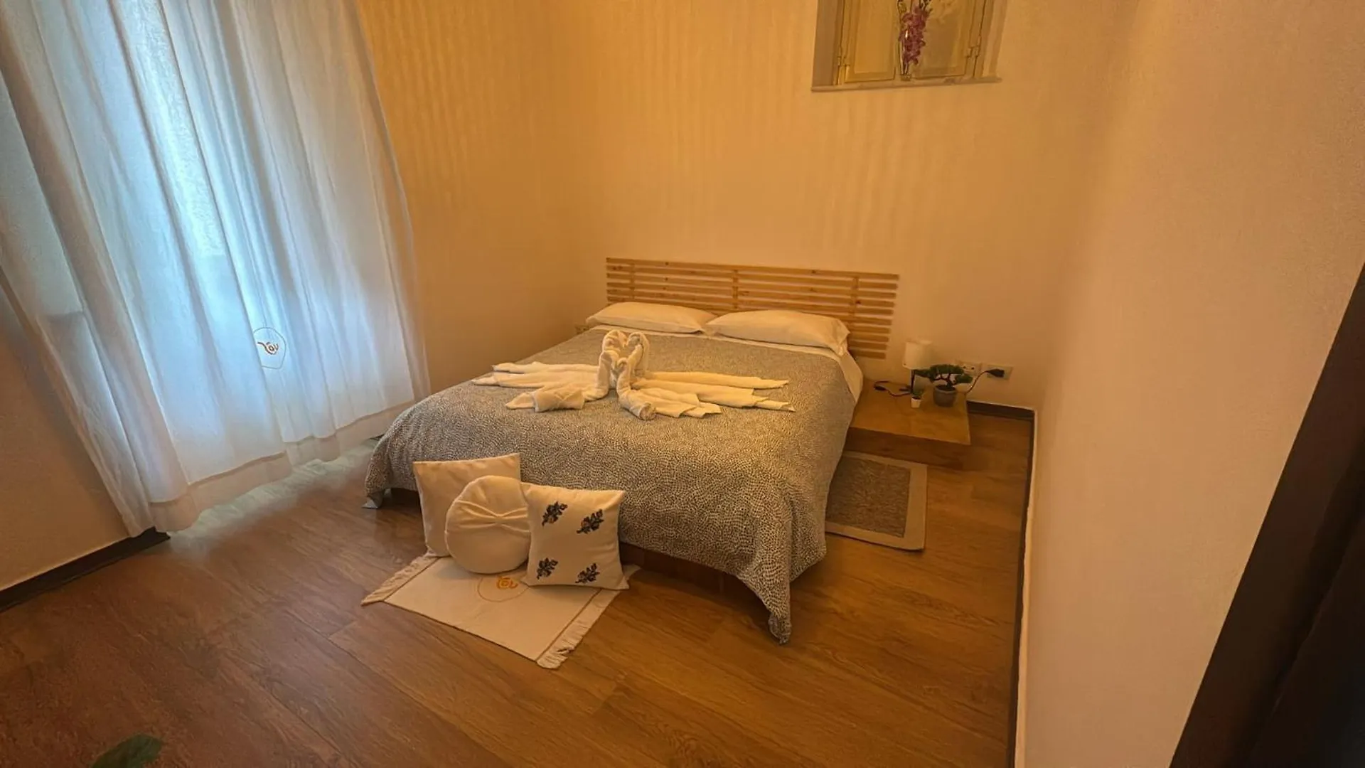 קטאניה Yourban Loft דירה